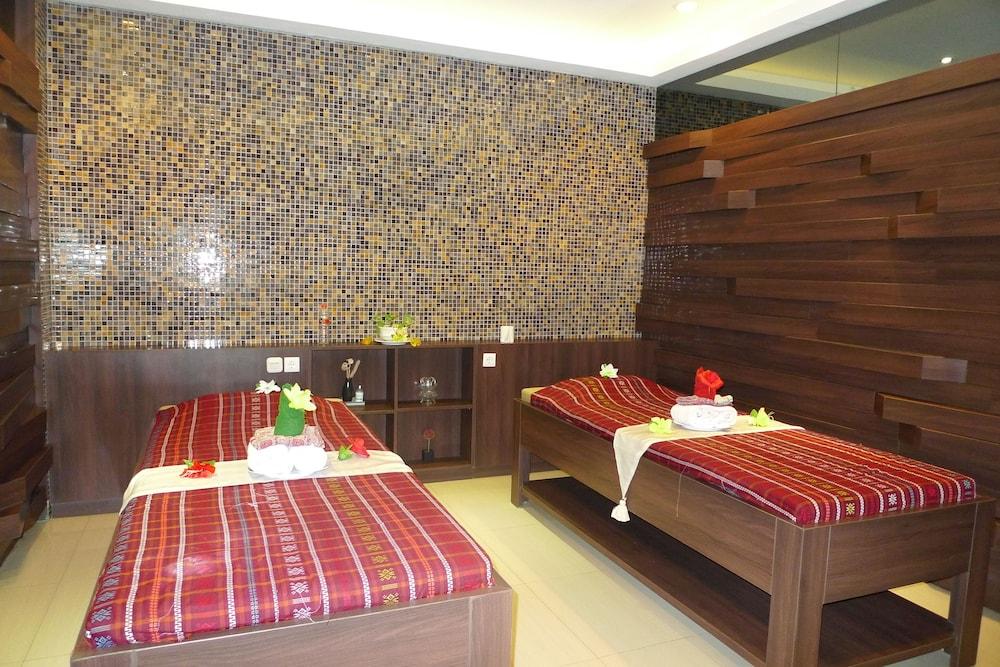Lombok Raya Hotel Матарам Екстер'єр фото