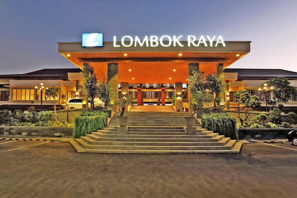 Lombok Raya Hotel Матарам Екстер'єр фото