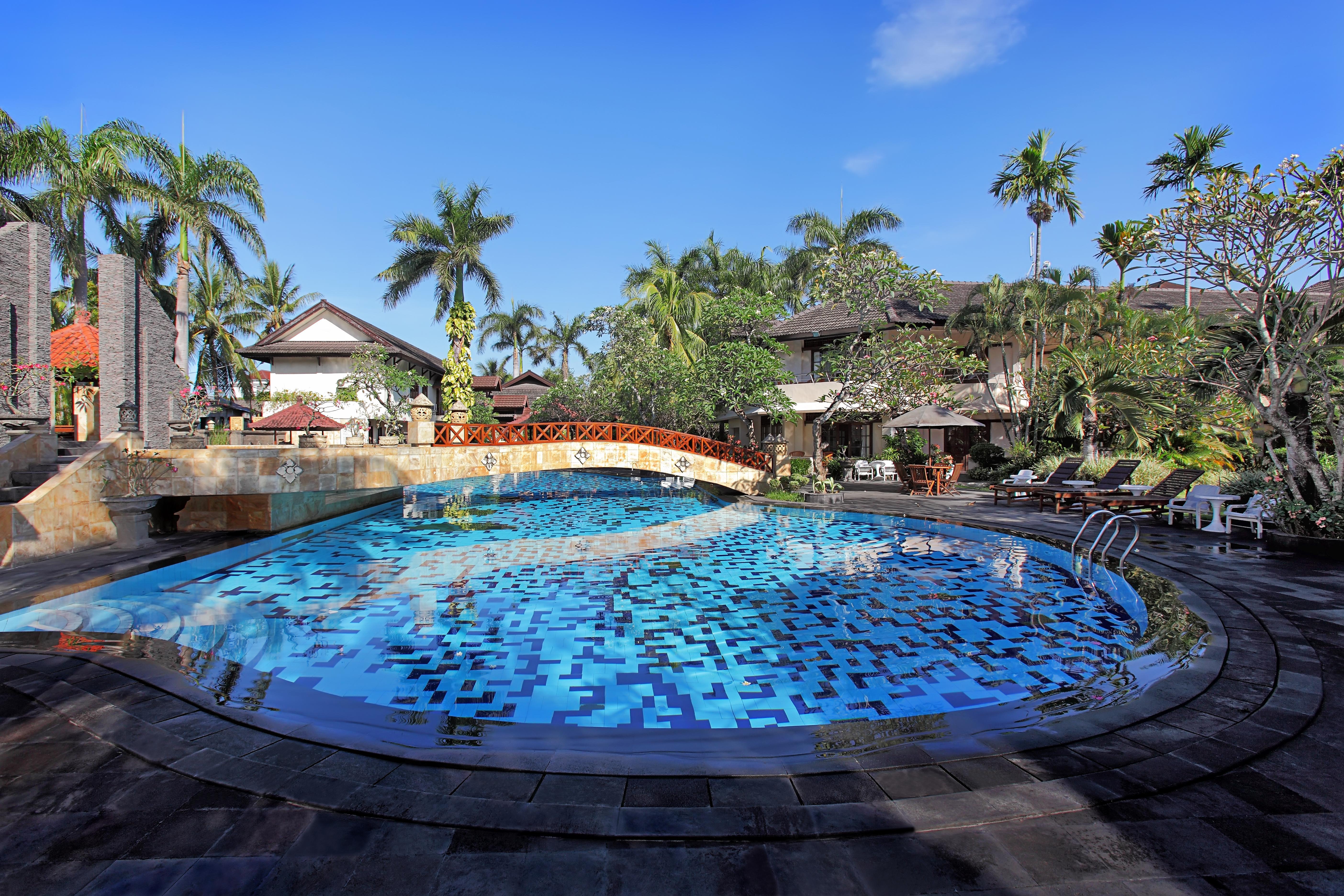 Lombok Raya Hotel Матарам Екстер'єр фото