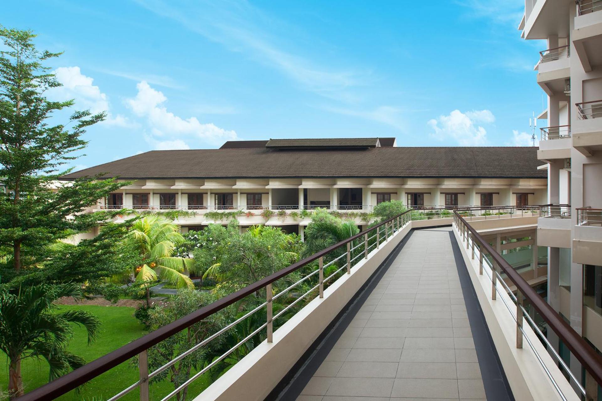 Lombok Raya Hotel Матарам Екстер'єр фото