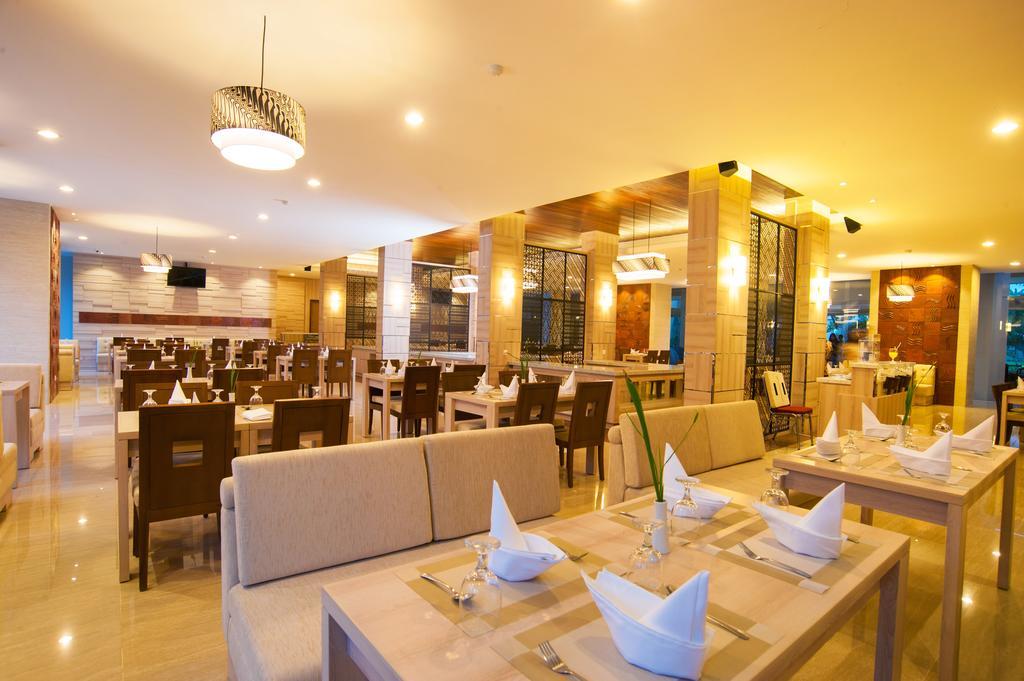 Lombok Raya Hotel Матарам Екстер'єр фото