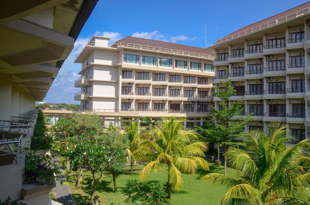 Lombok Raya Hotel Матарам Екстер'єр фото