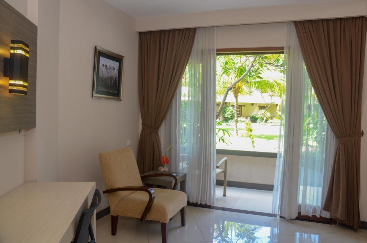 Lombok Raya Hotel Матарам Екстер'єр фото